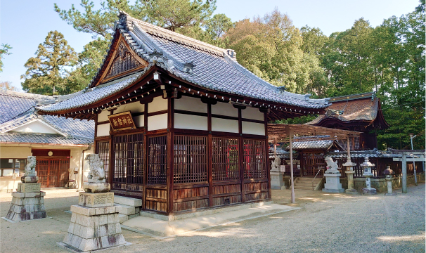 『新宮神社』本殿が国の重要文化財に指定されている　奈良時代に行基によって建立された神社